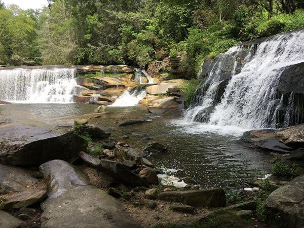 25+ Beautiful Waterfalls near Brevard NC (Within 1 Hour)