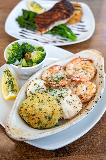 25 Amazing Outer Banks Restaurants for Your Next Beach Trip!