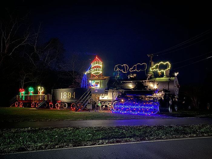 How to Enjoy Tanglewood Festival of Lights (+ 10 Pro Tips)
