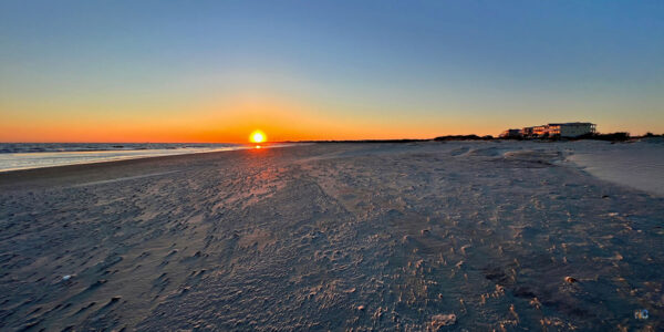 How To See Oak Island Lighthouse (facts And Tour Info)