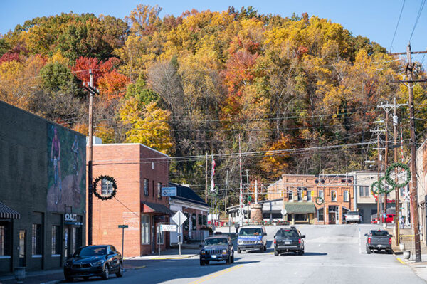 80+ Great Small Towns in North Carolina (+ Top 10 Best)