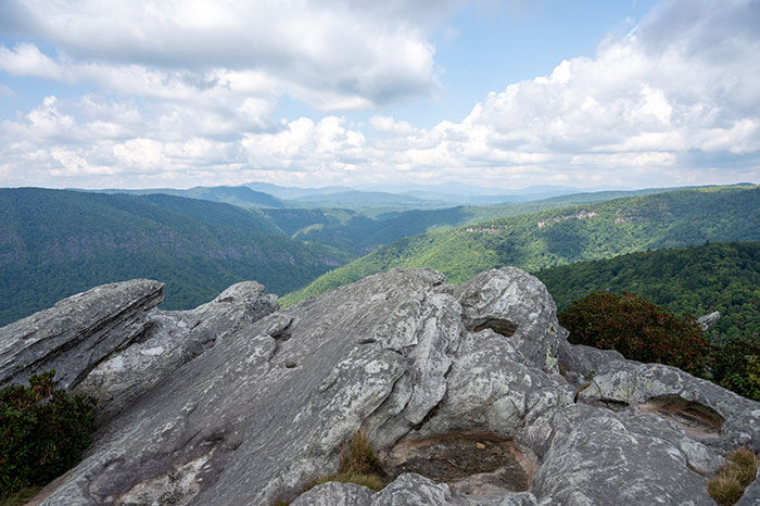 Hiking Beautiful Hawksbill Mountain Trail Linville Gorge NC